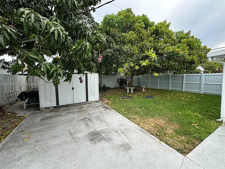 15640 SW 102nd Pl #15640 — Photo 18