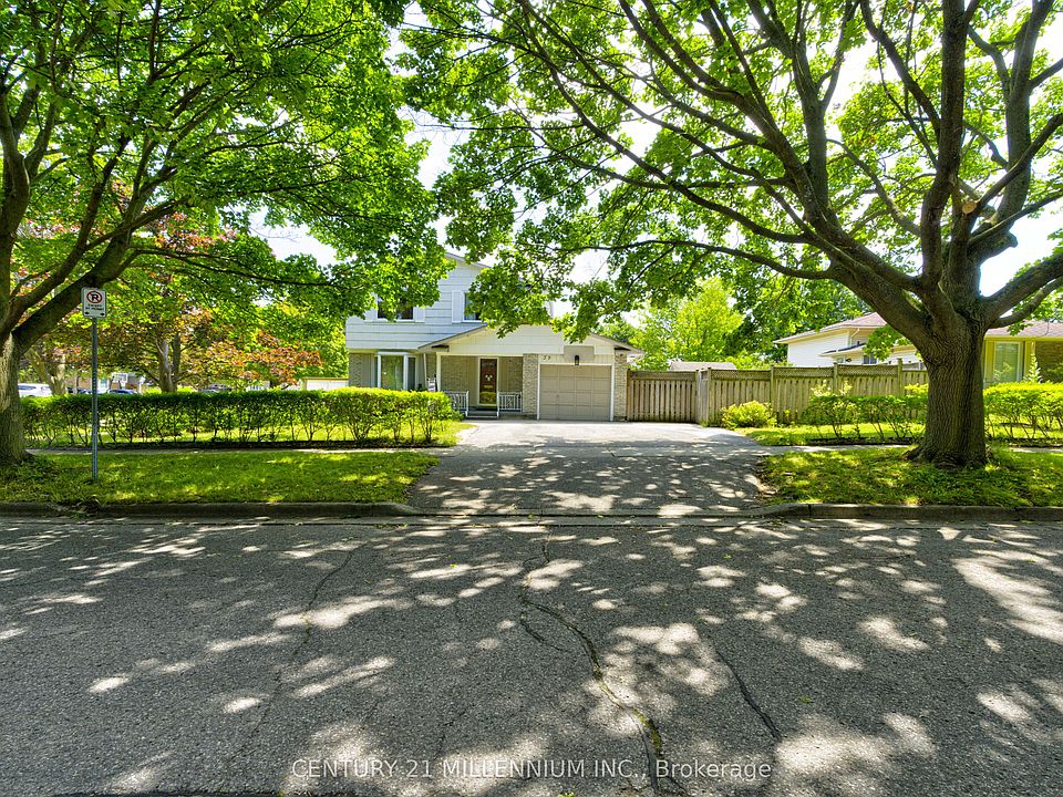 1st image of 59 Lewis Cres
