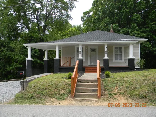 3 Holcomb St, Danville, VA 24541