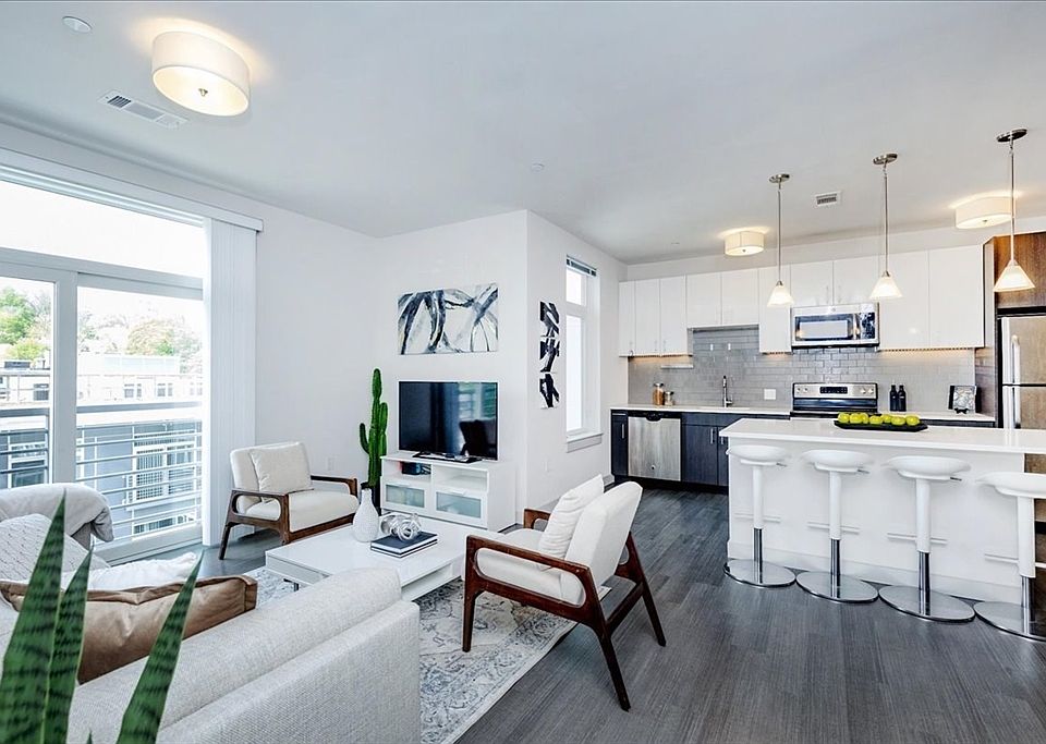 1st image of 99 Tremont St #416