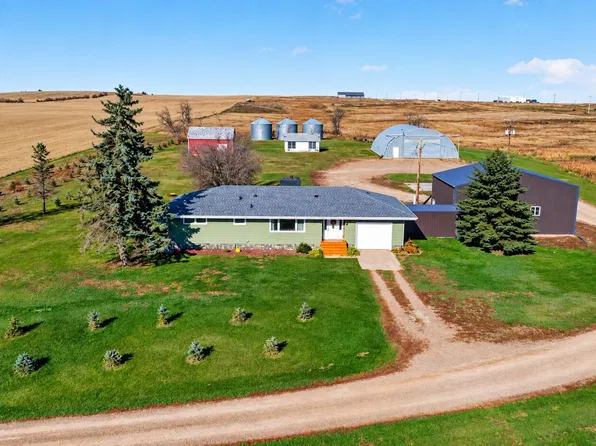 2932 134th Ave NW, Arnegard, ND 58835