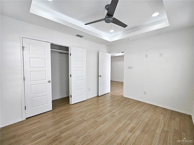 1525 W B St — Photo 15