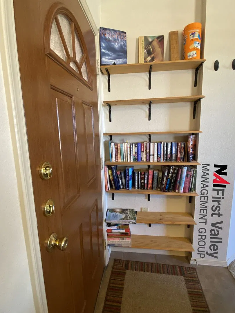 1 Bedroom, 1 Bath Executive — Photo 1