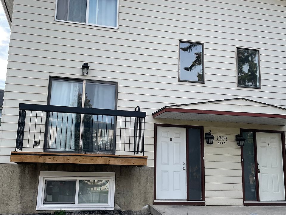 1st image of 1707 42nd St SE