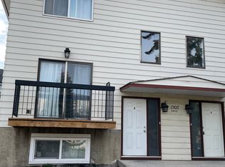 1707 42nd St SE, Calgary, AB T2A1L9