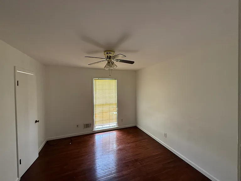 4228 Teakwood Ct — Photo 8