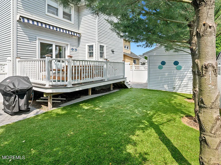 413 13th Ave — Photo 43