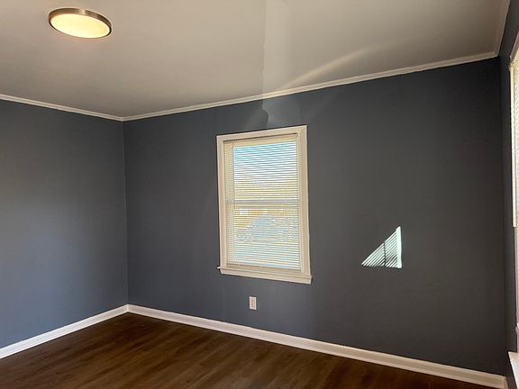 4th image of 1412 Cedar Ave