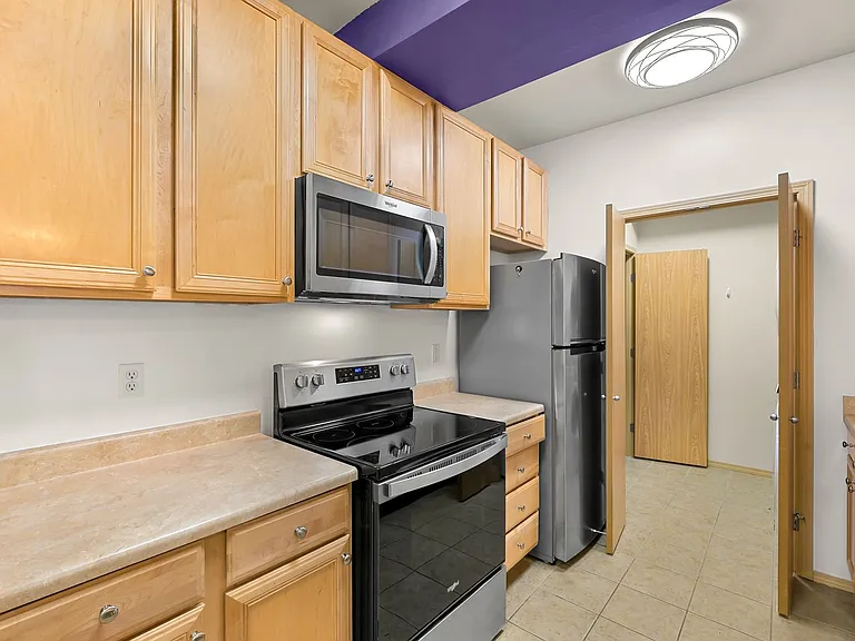 512 Darby Dr #104 — Photo 4