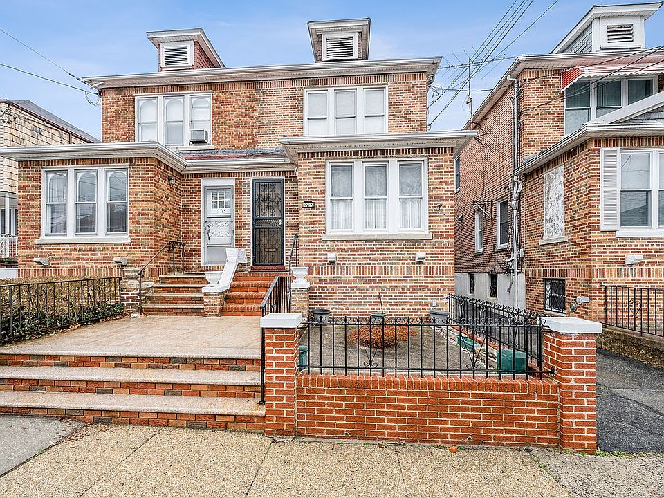 1st image of 2717 Pearsall Ave
