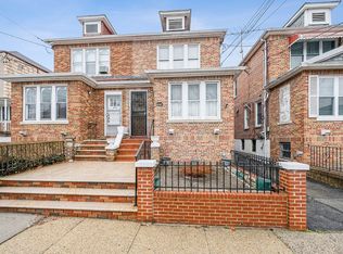 2717 Pearsall Ave, Bronx, NY 10469