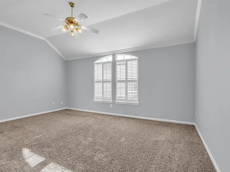 1417 W Webster St — Photo 23