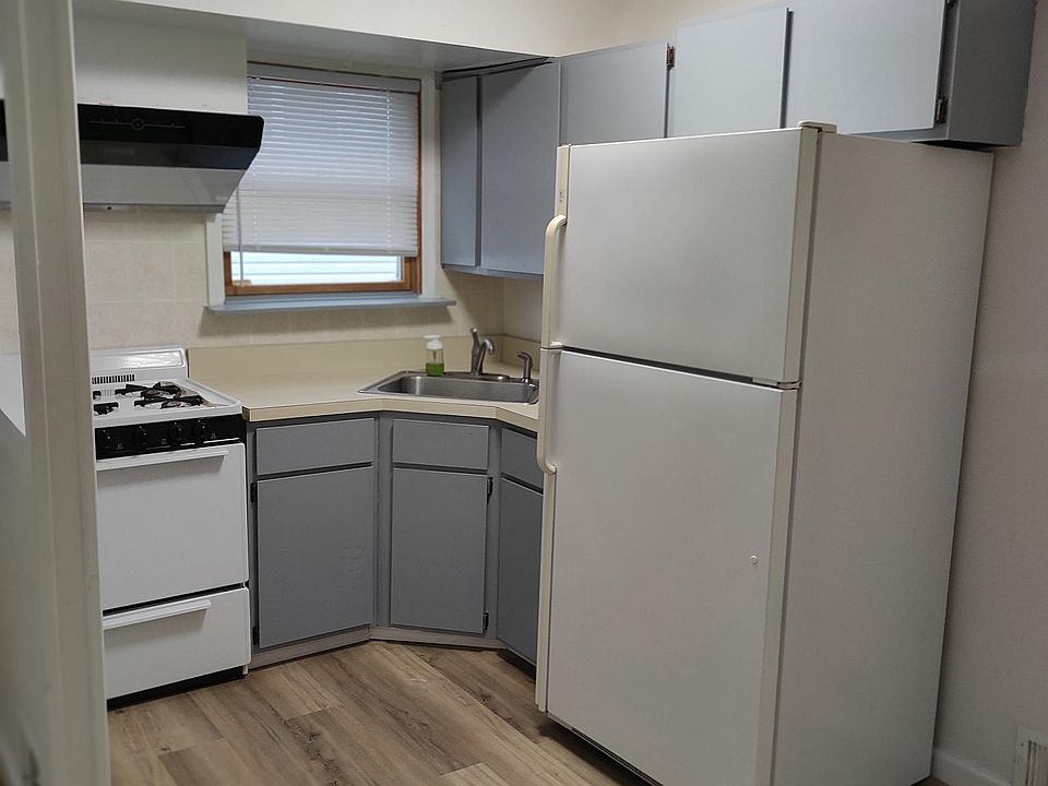 1st image of 74 Purdue St Floor 1