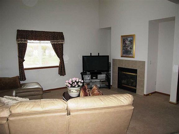 3rd image of 8509 Savanna Oaks Ln