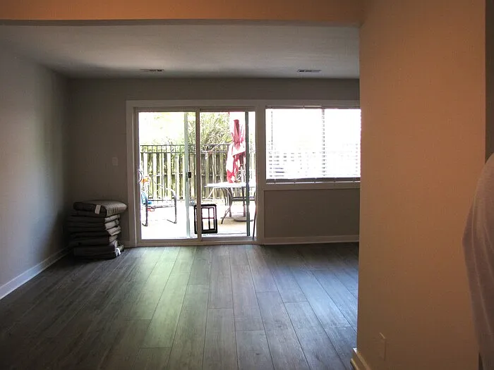 220 Elizabeth St — Photo 4