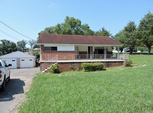 1614 Osborne Rd, Knoxville, TN 37914