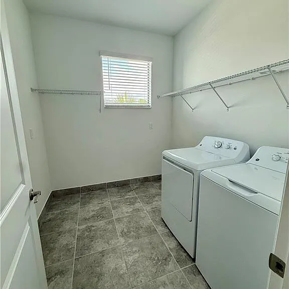 20884 Thistle Leaf Ln — Photo 7