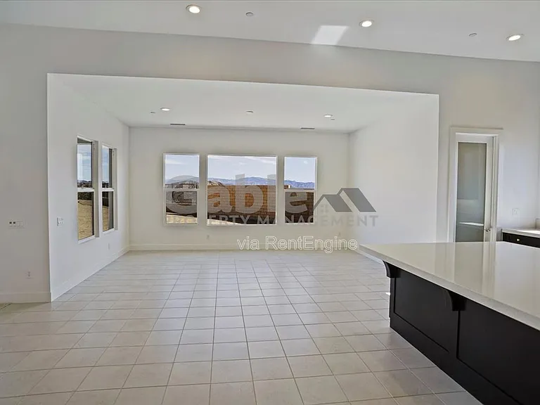 30000 N Camino Los Robles — Photo 8