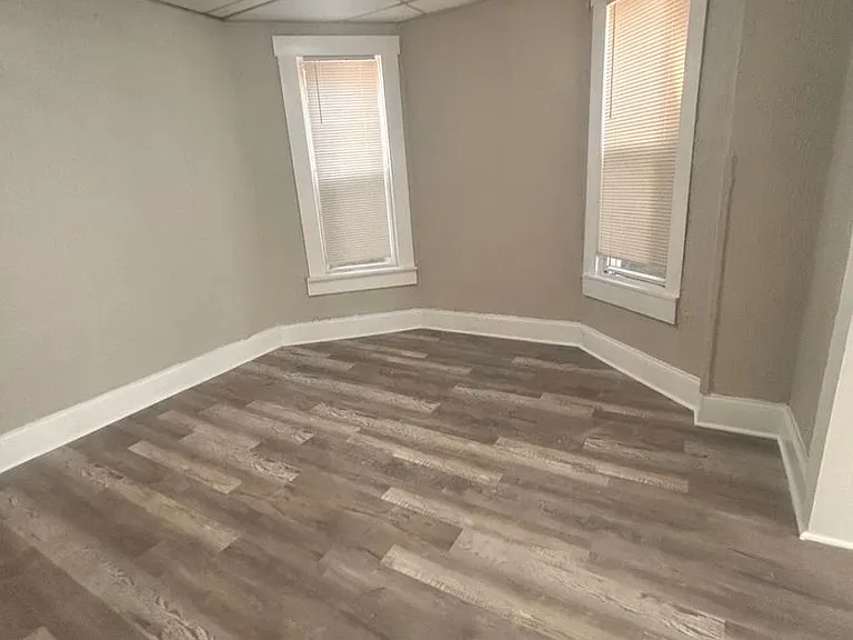 6417 S Evans Ave — Photo 2