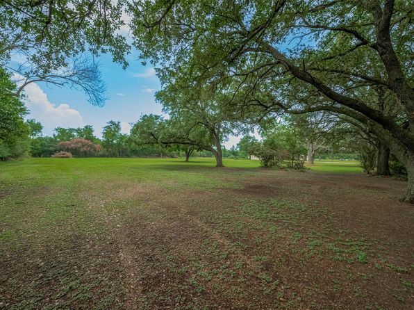 2316 Green Meadows Dr