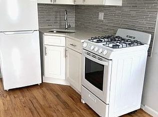 27-01 38th Ave #2B, Long Island City, NY