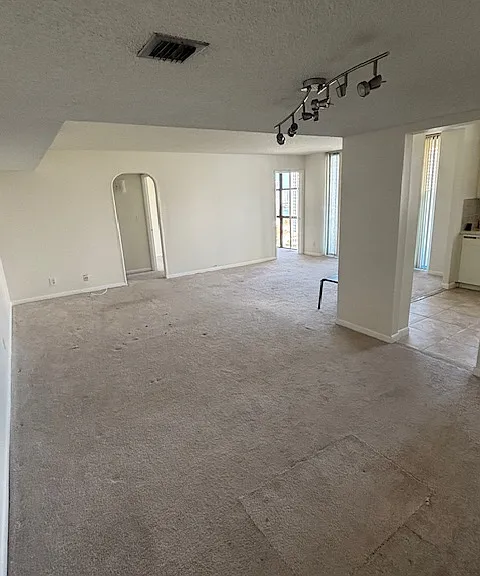 18181 NE 31st Ct #21-C — Photo 13