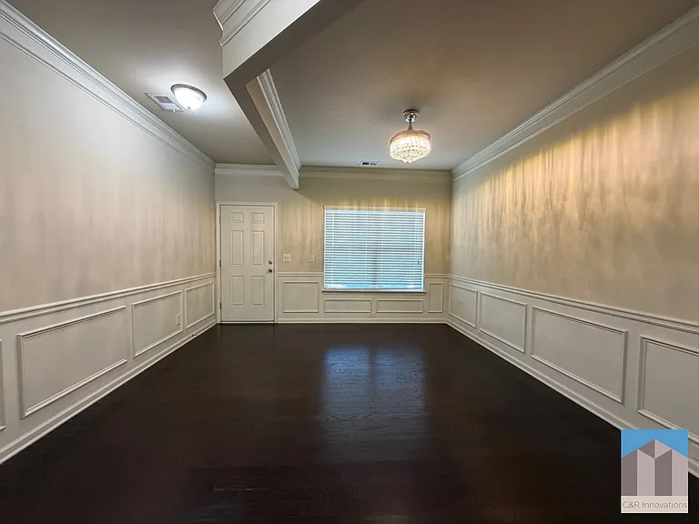 881 Franklin Mill Trce — Photo 4