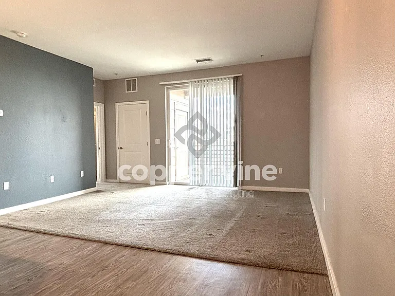 4100 N Albion St #522 — Photo 6