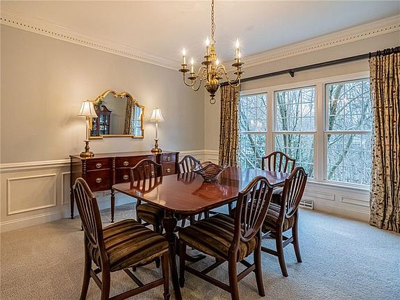 5th image of 618 Ciderberry Dr