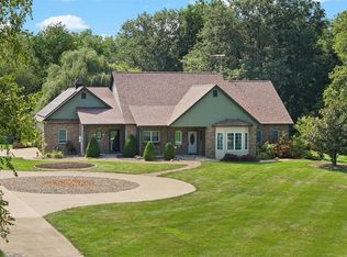 109 Blue Bell Ln, Highland, IL 62249