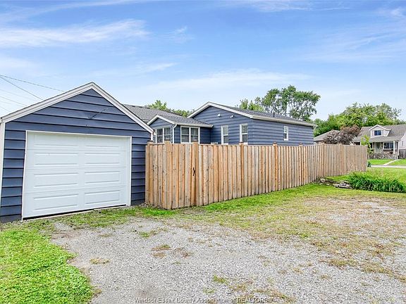 4th image of 2402 Tourangeau Rd