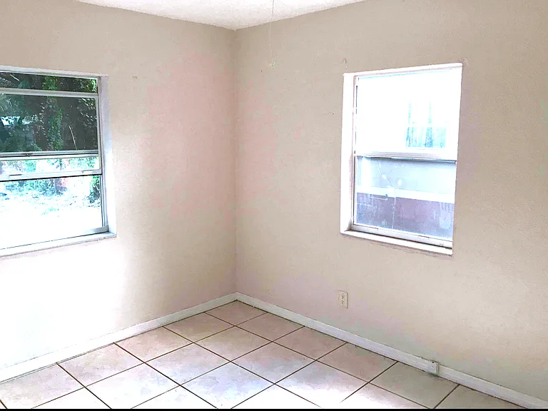 1664 NE 146th St #1664 — Photo 9