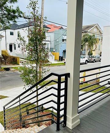 4th image of 426 S Lopez St