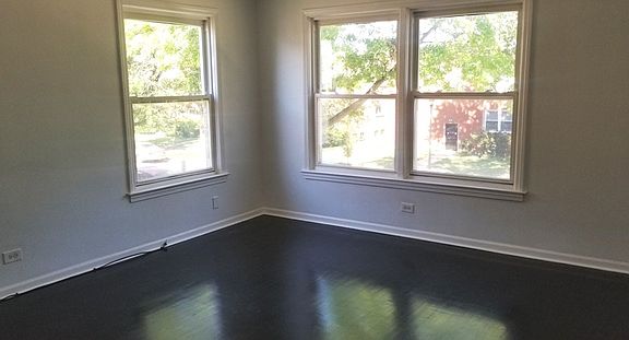 3rd image of 8918 Lavergne Ave