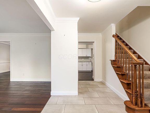 2nd image of 535 Deer Run Ct