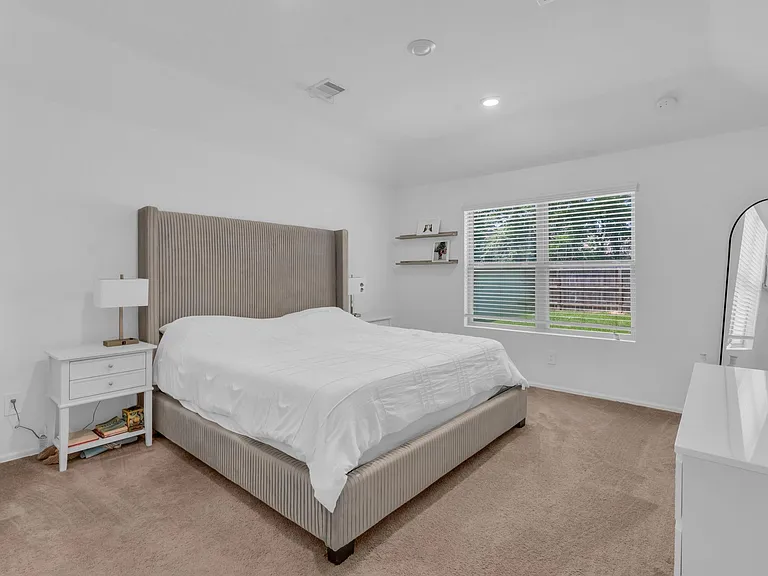 1413 Cantabria Ct — Photo 15