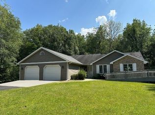1107 Crooked Creek Rd, Hobart, WI 54155