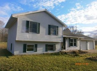 1794 Solon St NE, Cedar Springs, MI 49319
