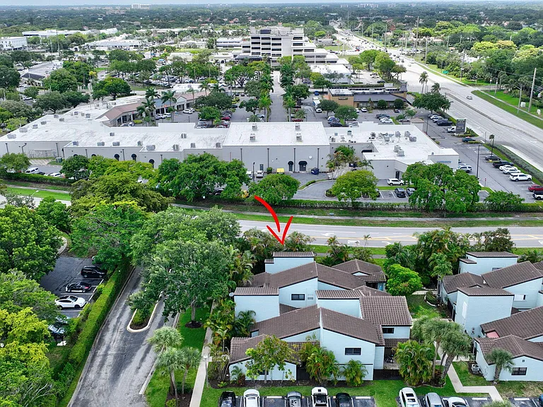 22270 Pineapple Walk Dr — Photo 20