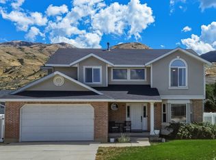 2517 S Freedom St, Perry, UT 84302