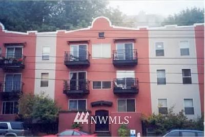 1306 Queen Anne Avenue N #11 photo 1