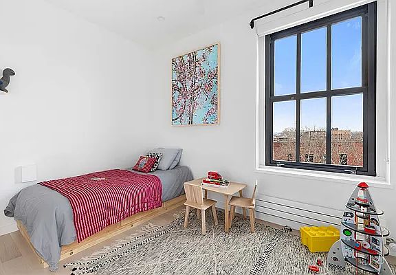 5th image of 150 Joralemon St APT 5G