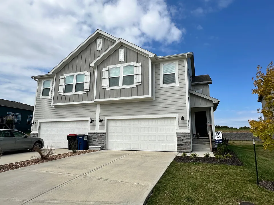 3734 SW Knoxville Ct