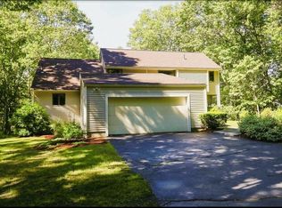 282 Elmwood Ave, Uxbridge, MA 01569