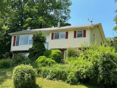 53 Cedar Ter, Glenwood, NJ, 07418