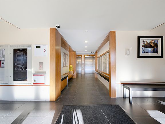 4th image of 8333 Anderson Rd #1102