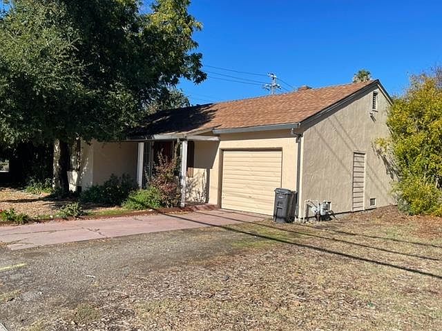 2nd image of 1039 Rosemarie Ln