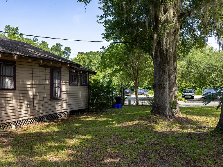 1113 NW 5th Ave — Photo 31