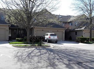 3402 Bent Trail Dr, Ann Arbor, MI 48108