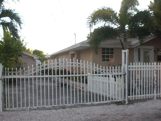 2nd image of 38 NW 61st St